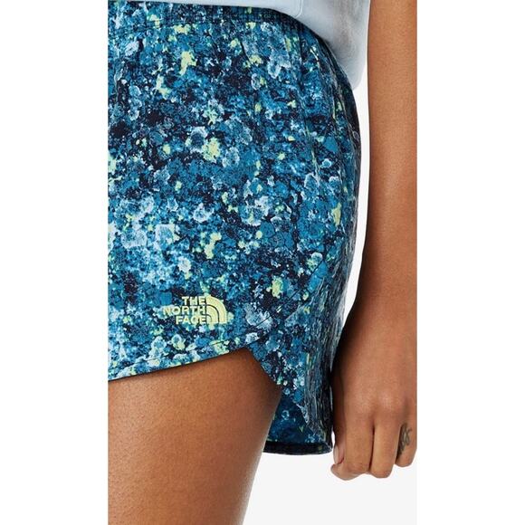 The North Face Printed Blue Class V mini Shorts size Small - Picture 2 of 10